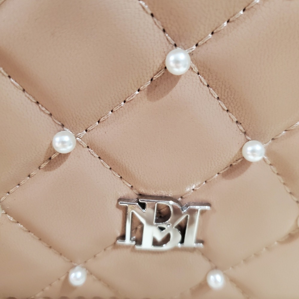 Badgley Mischka Pink Quilted Faux Leather Pearl Embellished Chain Crossbody - Picture 7 of 9